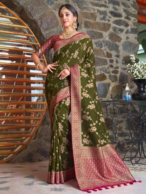 green silk floral woven saree with blouse - 19512976 - Very Small Image - 1