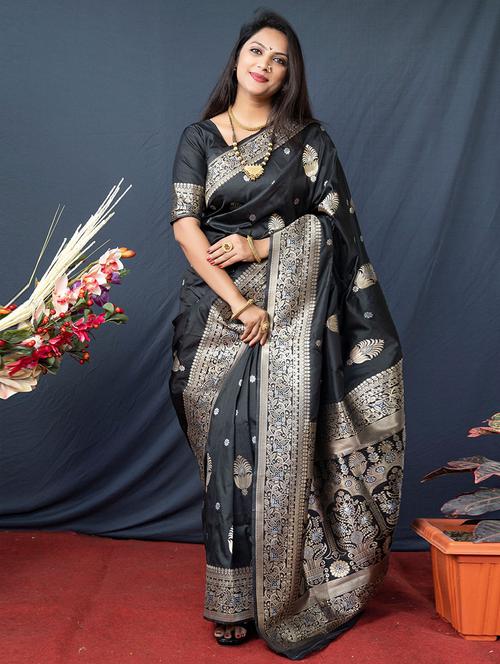 self design banarasi silk saree with blouse - 19529135 - Very Small Image - 1
