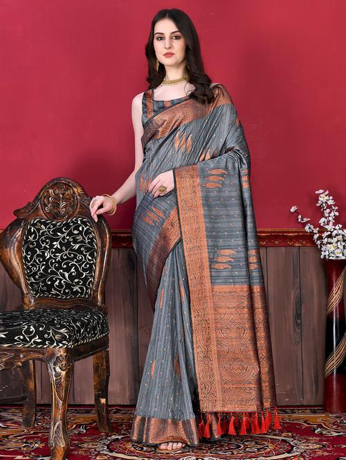 grey self design woven saree with blouse - 19529933 - Very Small Image - 1