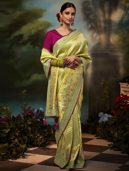 self design embroidered saree with blouse - 19530536 - Very Small Image - 1