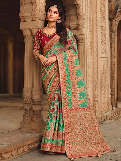 green self design woven saree with blouse - 19530727 - Very Small Image - 1