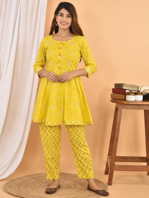 printed kurta pant set - 19577834 - Very Small Image - 1