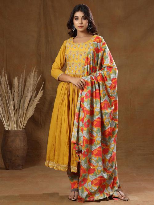 embroidered suit set - 19577838 - Very Small Image - 1