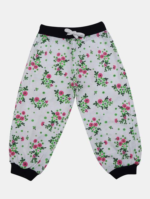 girls printed shorts and three-fourth - 19619978 - Very Small Image - 1