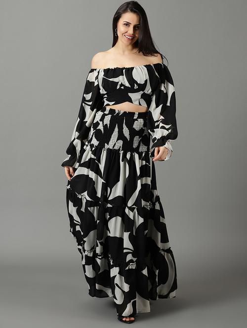abstract print top and skirt set co-ord - 19620537 - Very Small Image - 1
