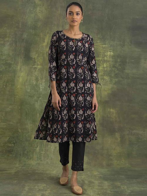 keyhole neck printed straight kurta - 19644032 - Very Small Image - 1