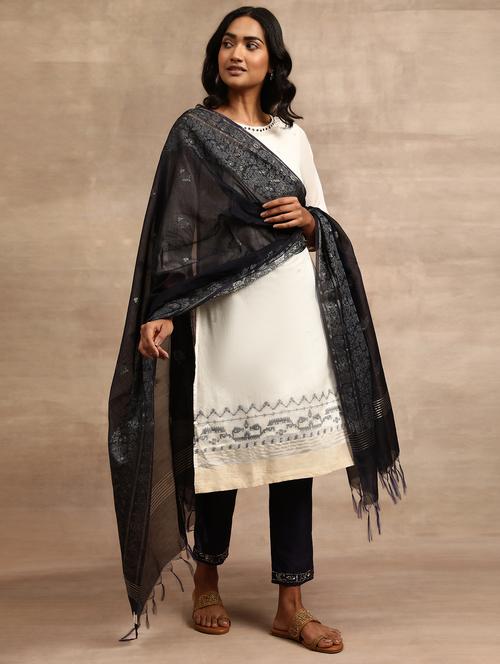 zari work woven dupatta - 19644818 - Very Small Image - 1