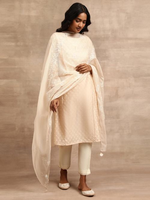 off-white floral embroidered dupatta - 19644821 - Very Small Image - 1