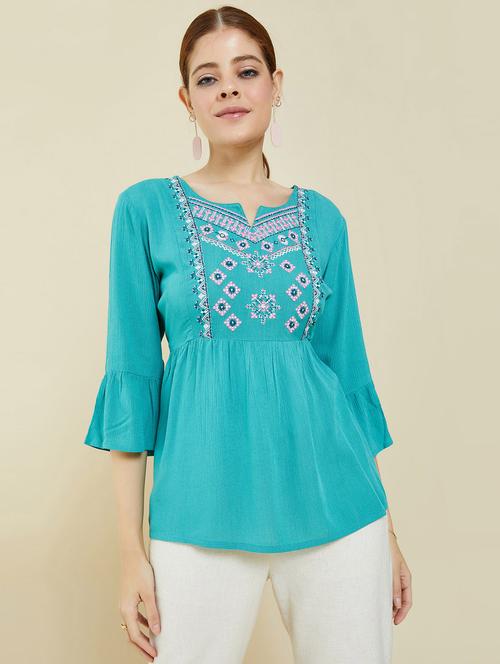 notch neck embroidered a-line tunic - 19659306 - Very Small Image - 1