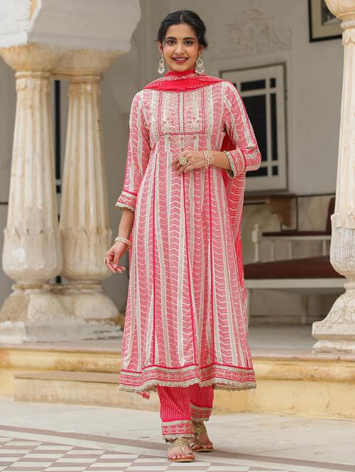 pink printed three quarter sleeve suit set - 19670461 - Very Small Image - 1