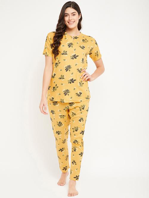 yellow crepe printed pyjama set - 19692510 - Very Small Image - 1