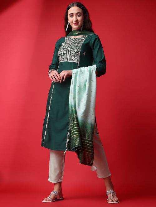 women boat neck embroidered kurta trouser set - 19698303 - Very Small Image - 1