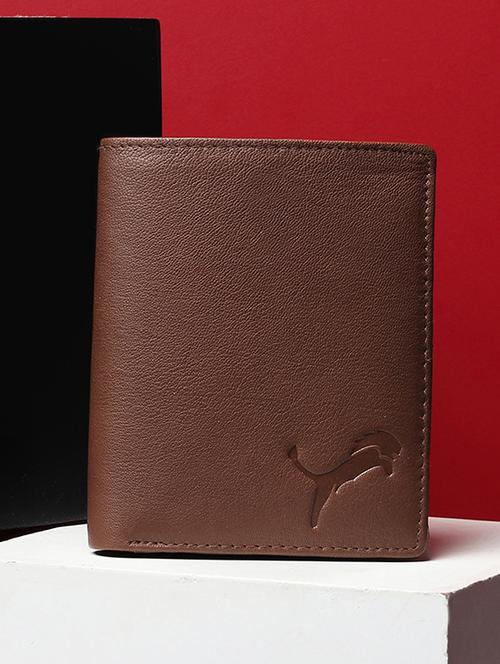 brown genuine leather wallet - 19707845 - Very Small Image - 1