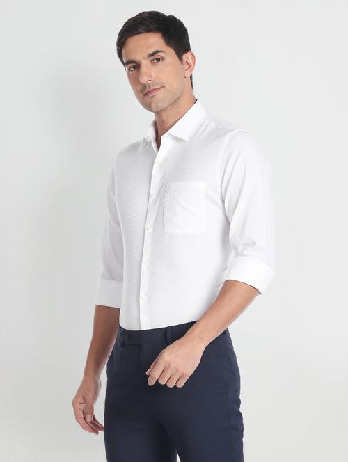 white long sleeves formal shirt - 19713221 - Very Small Image - 1
