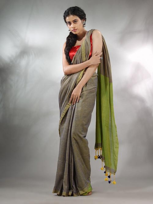 self design woven saree with blouse - 19717687 - Very Small Image - 1