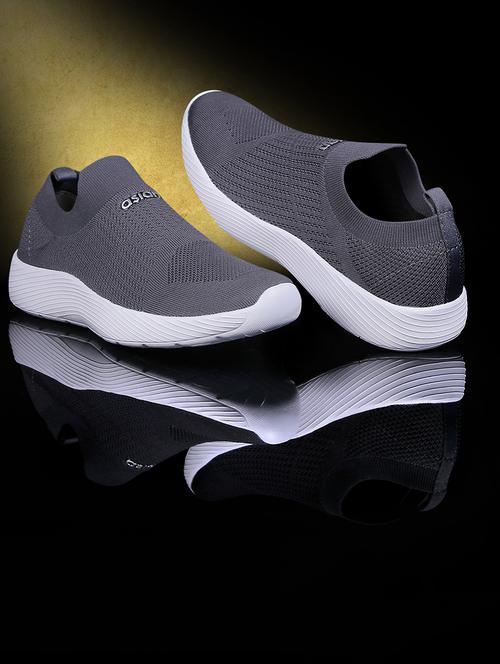men slip on sport shoes - 19724026 - Very Small Image - 1