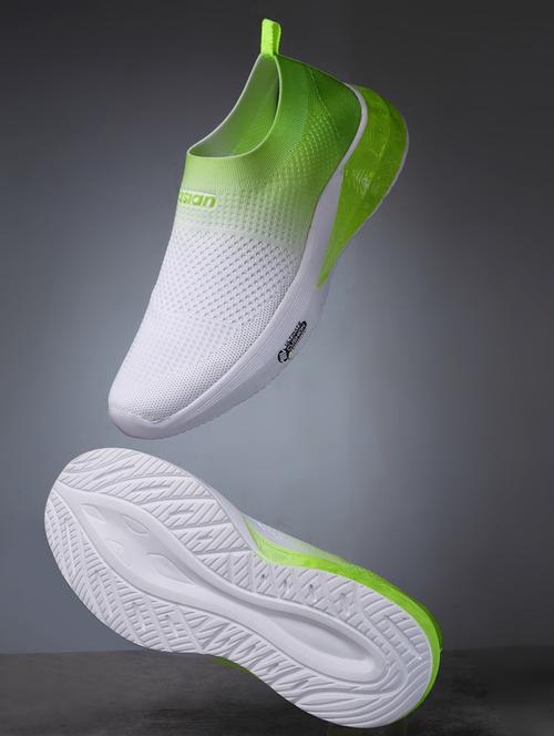 men slip on sport shoes - 19724102 - Very Small Image - 1