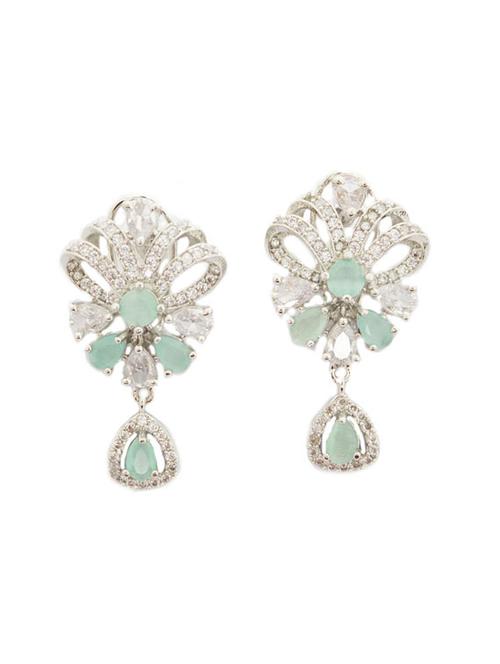 silver brass studs earring - 19734377 - Very Small Image - 1