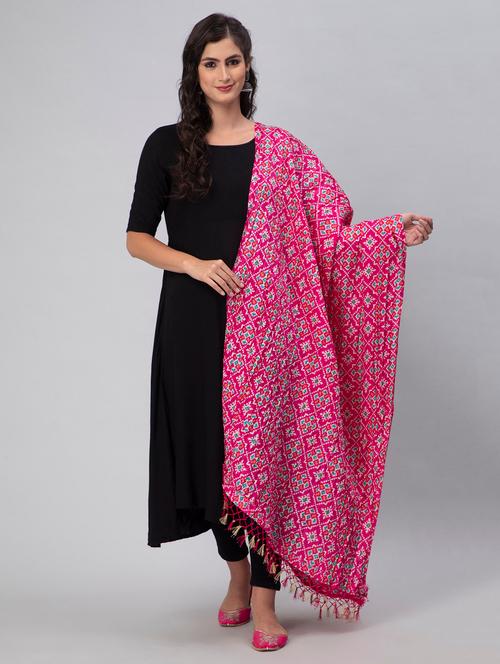 pink silk blend dupatta - 19734473 - Very Small Image - 1