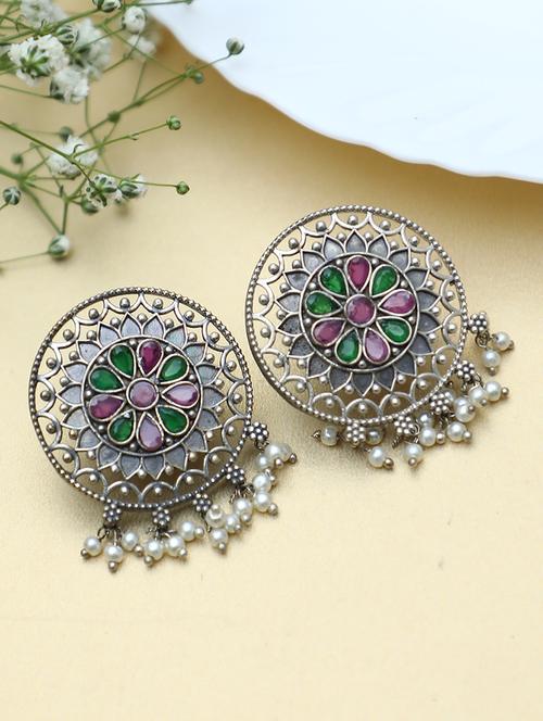 multi colored brass studs earring - 19740269 - Very Small Image - 1