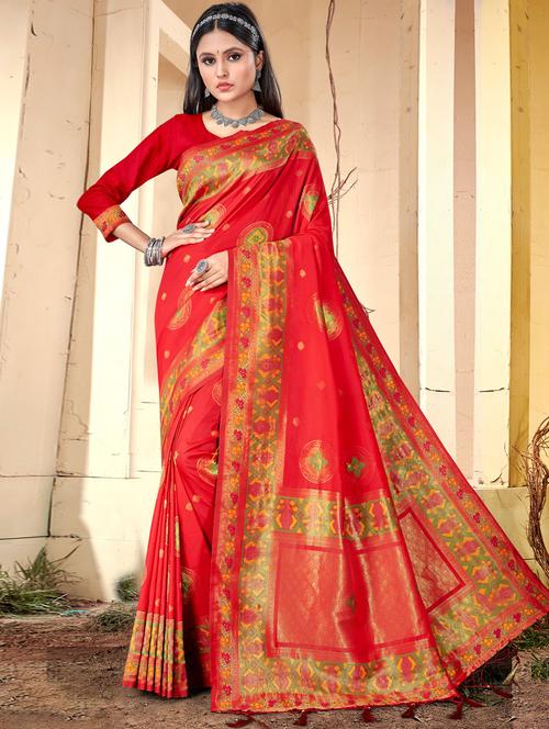 women's self design red colored saree with blouse - 19757168 - Very Small Image - 1