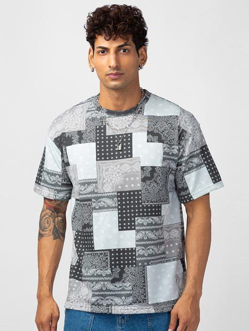 round neck printed regular t-shirt - 19766452 - Very Small Image - 1