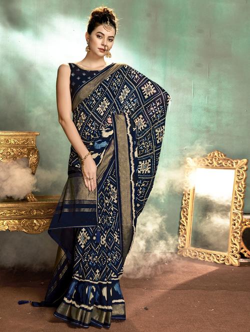 blue printed saree with blouse - 19771376 - Very Small Image - 1