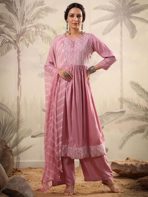 embroidered suit set - 19781213 - Very Small Image - 1