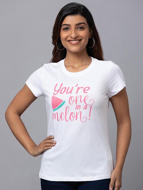 women's chest print round neck t-shirt - 19781357 - Very Small Image - 1