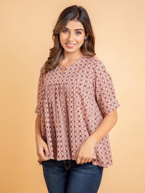 notch neck printed top - 19783858 - Very Small Image - 1