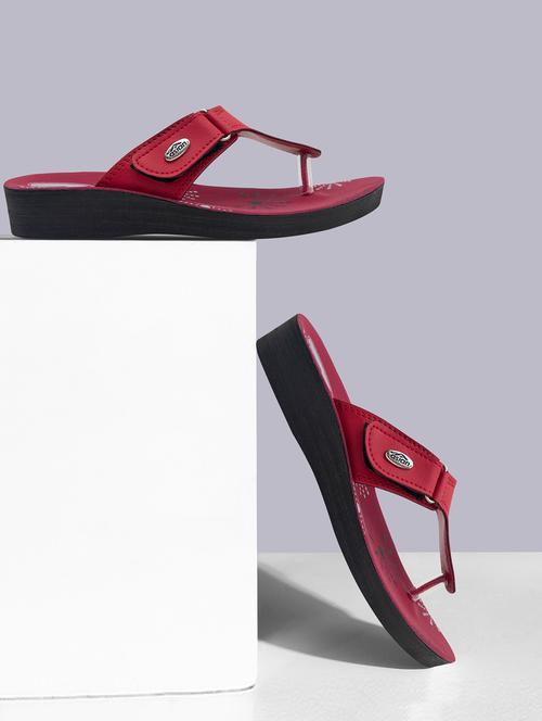 red synthetic t-strap sandal - 19791288 - Very Small Image - 1