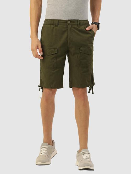 mid rise solid cargo shorts - 19796142 - Very Small Image - 1