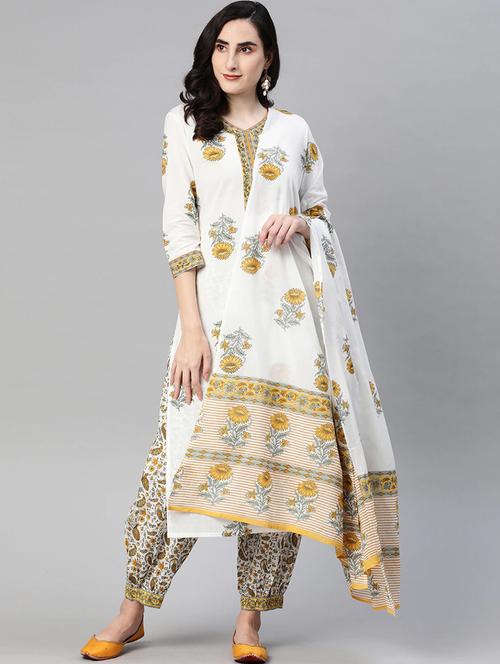 printed kurta pant set with dupatta - 19816963 - Very Small Image - 1