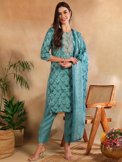 embroidery work suit set - 19817684 - Very Small Image - 1