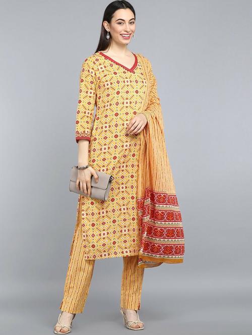 printed kurta pant set with dupatta - 19817991 - Very Small Image - 1