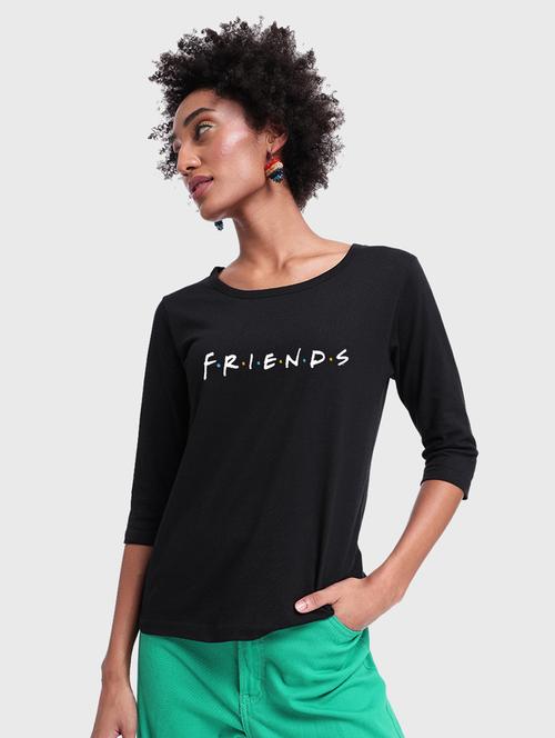 round neck typography regular tee - 19826137 - Very Small Image - 1