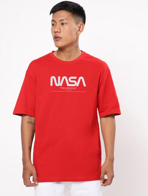 red slogan printed regular t-shirt - 19826915 - Very Small Image - 1