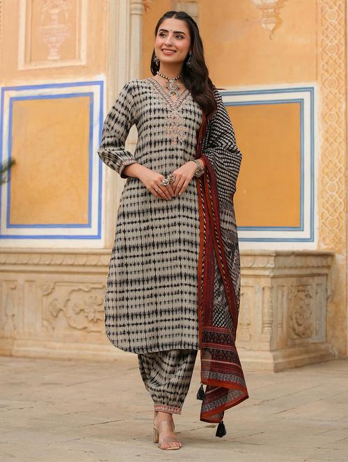 tie & dye kurta salwar set with dupatta - 19838487 - Very Small Image - 1