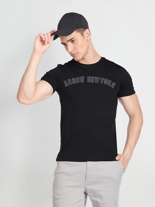 crew neck chest print t-shirt - 19840049 - Very Small Image - 1