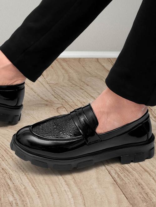 black patent leather slip on loafers - 19877183 - Very Small Image - 1