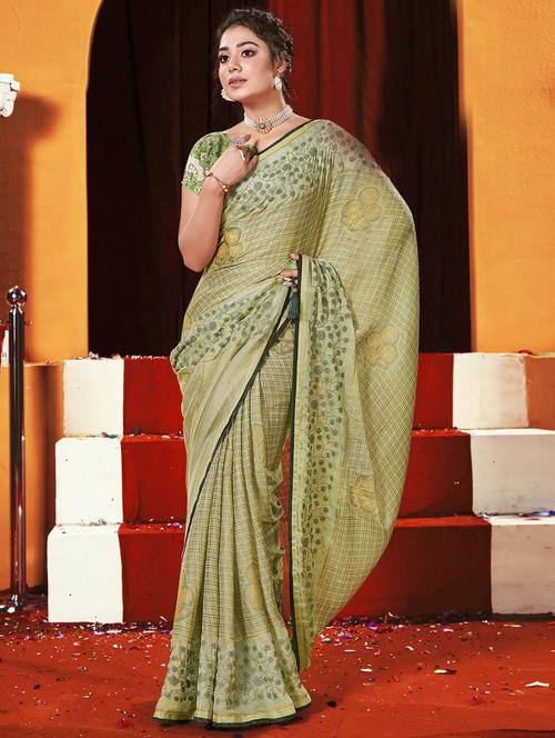 embroidered border woven saree with blouse - 19882931 - Very Small Image - 1
