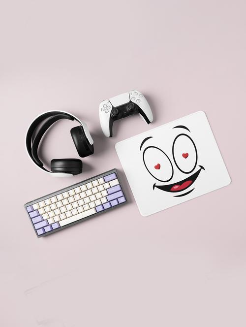 flashing heart in eyes- emoji printed mousepad for emoji lovers(20cm x 18cm) - 19918386 - Very Small Image - 1
