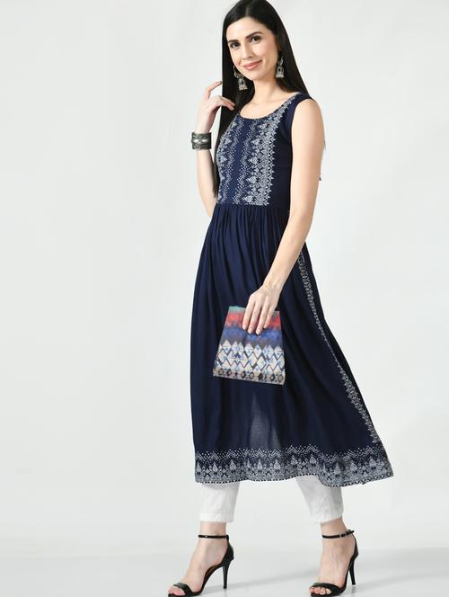 round neck printed flared kurta - 19919461 - Very Small Image - 1