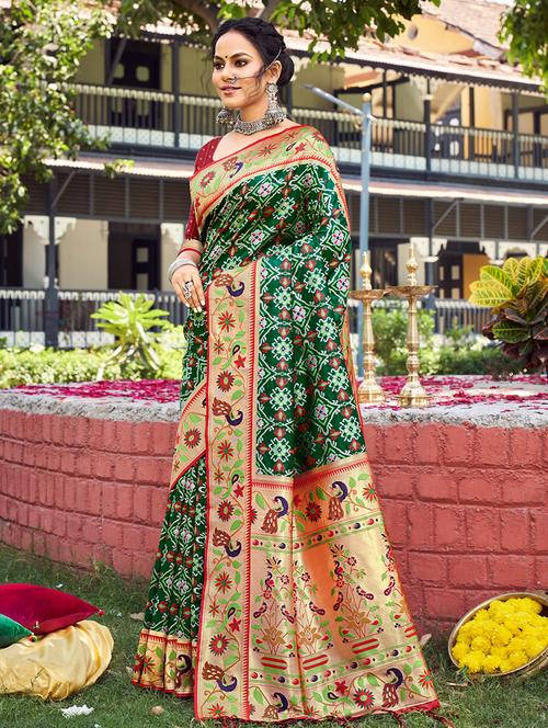 dark green silk paithani saree with blouse - 19925338 - Very Small Image - 1