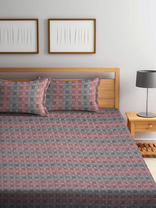 fabinaliv multicolor geometric 100% cotton handwoven king size double bedcover with 2 pillow covers - 19926986 - Very Small Image - 1