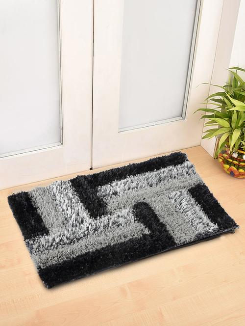 fabinaliv black geometric polyester door mat (60x40 cm) - 19928068 - Very Small Image - 1