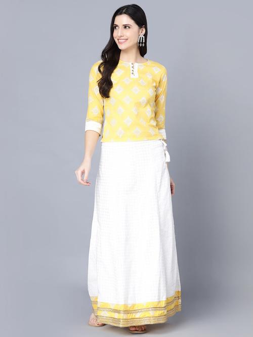 yellow printed flared lehenga - 19937896 - Very Small Image - 1