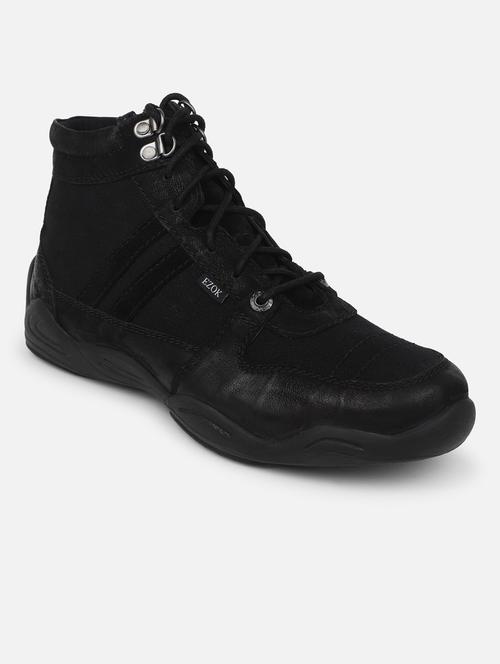 leather ankle lenght boot - 19945370 - Very Small Image - 1