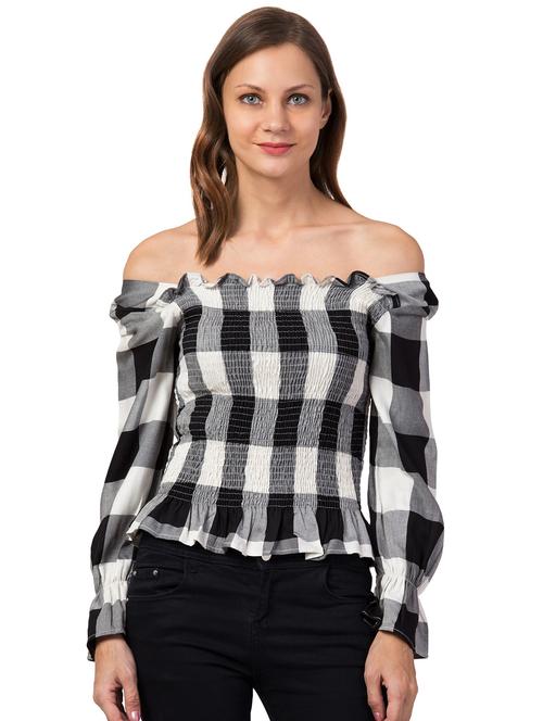 black checks regular top - 19945536 - Very Small Image - 1