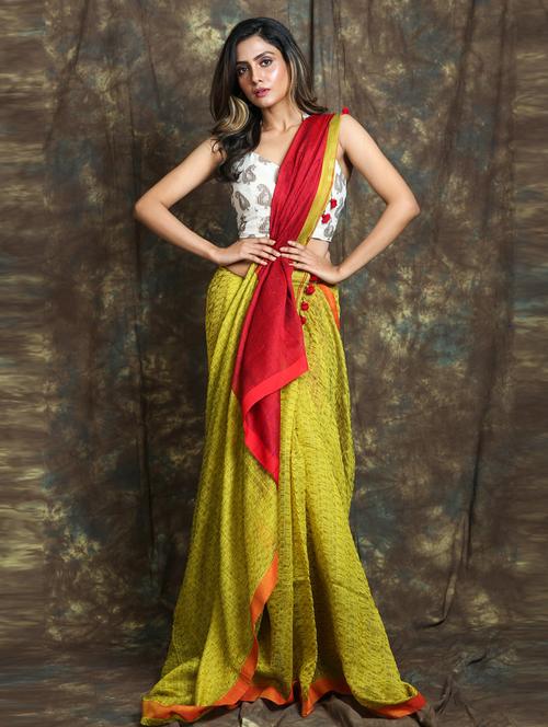 yellow cotton blend saree - 19968149 - Very Small Image - 1